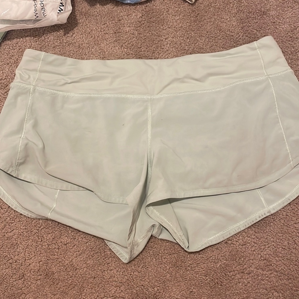 Lululemon speed shorts size 10